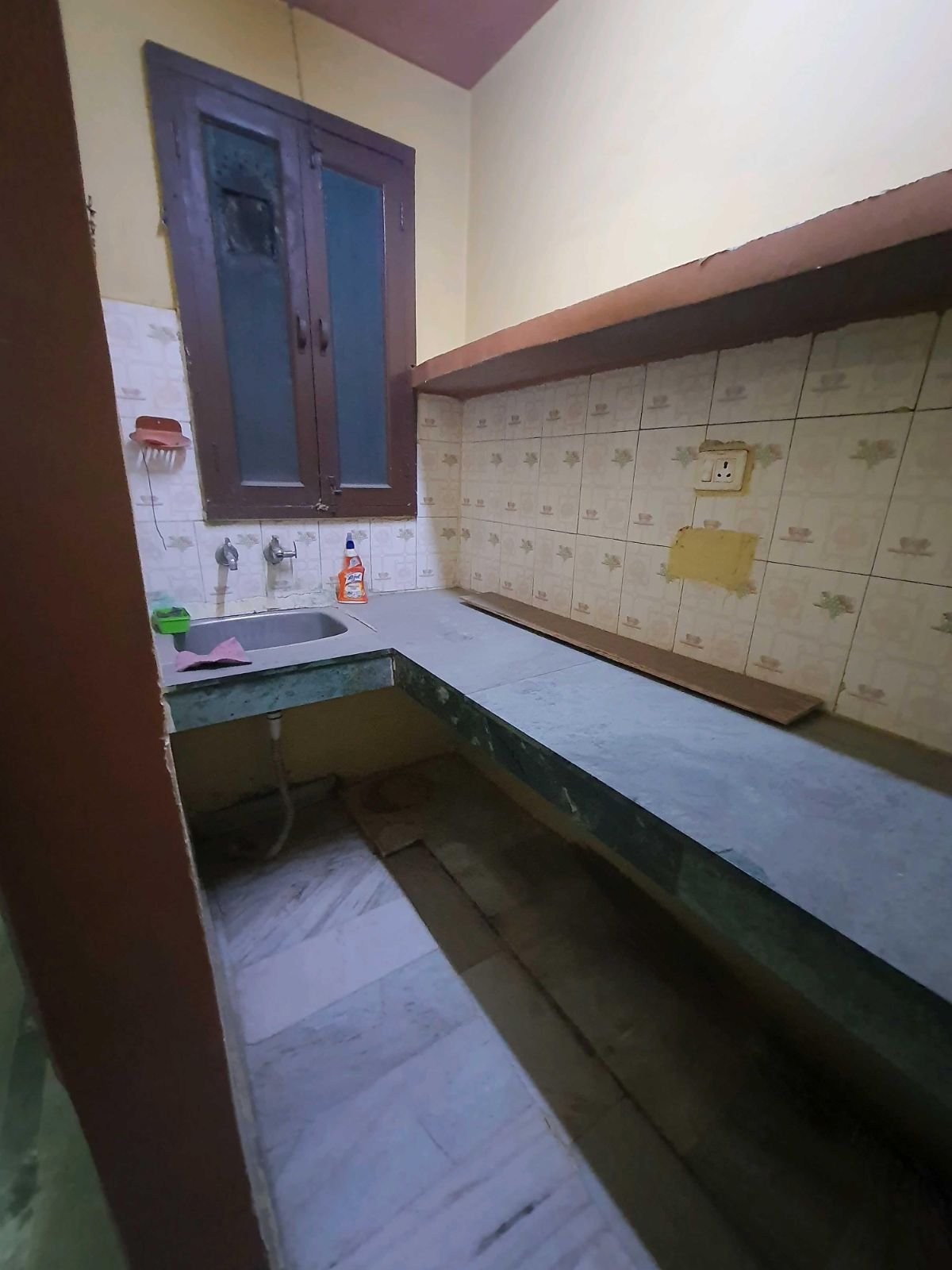 2 BHK FLAT IN LAXMI NAGAR - Laxmi Nagar, Delhi - photo 3